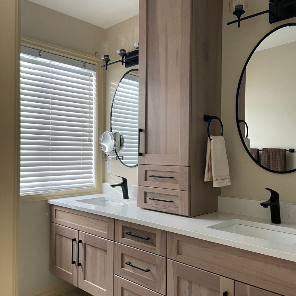 bathroom ensuite reno dual sinks and storage