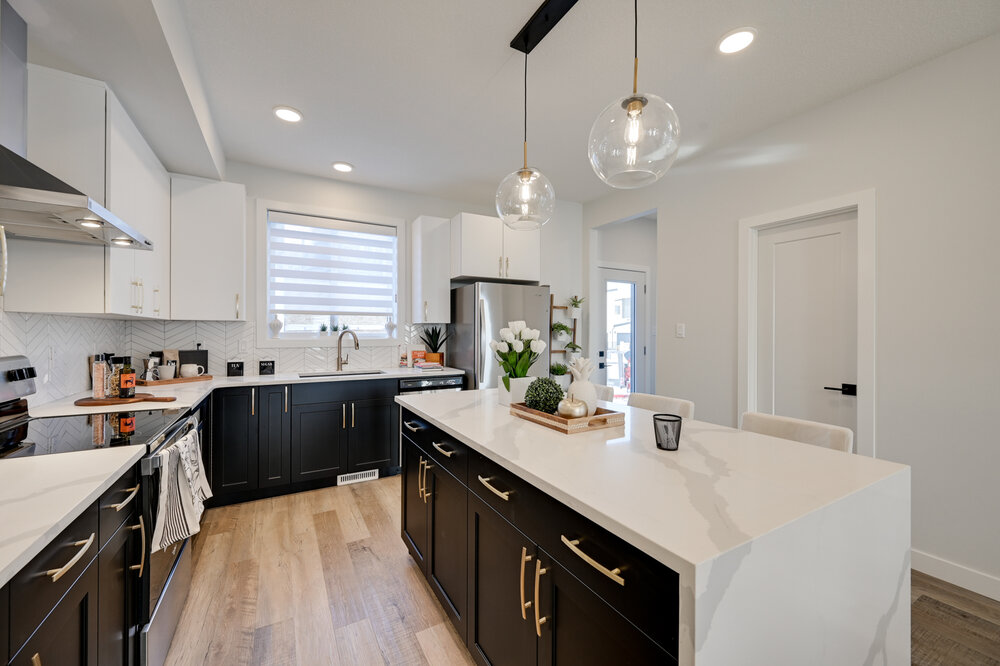 Interior design staging new home builder kitchen