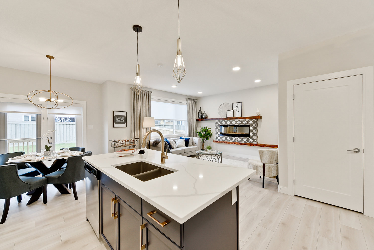 Cardiff ‘B’ Showhome interior design and staging kitchen